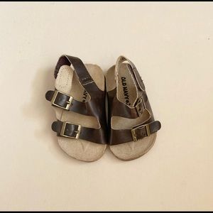 Old navy kids sandals